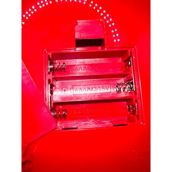 North Pole Radio By Mr Christmas 10.5" Red Vintage Style Battery Operated - Picture 3 of 5